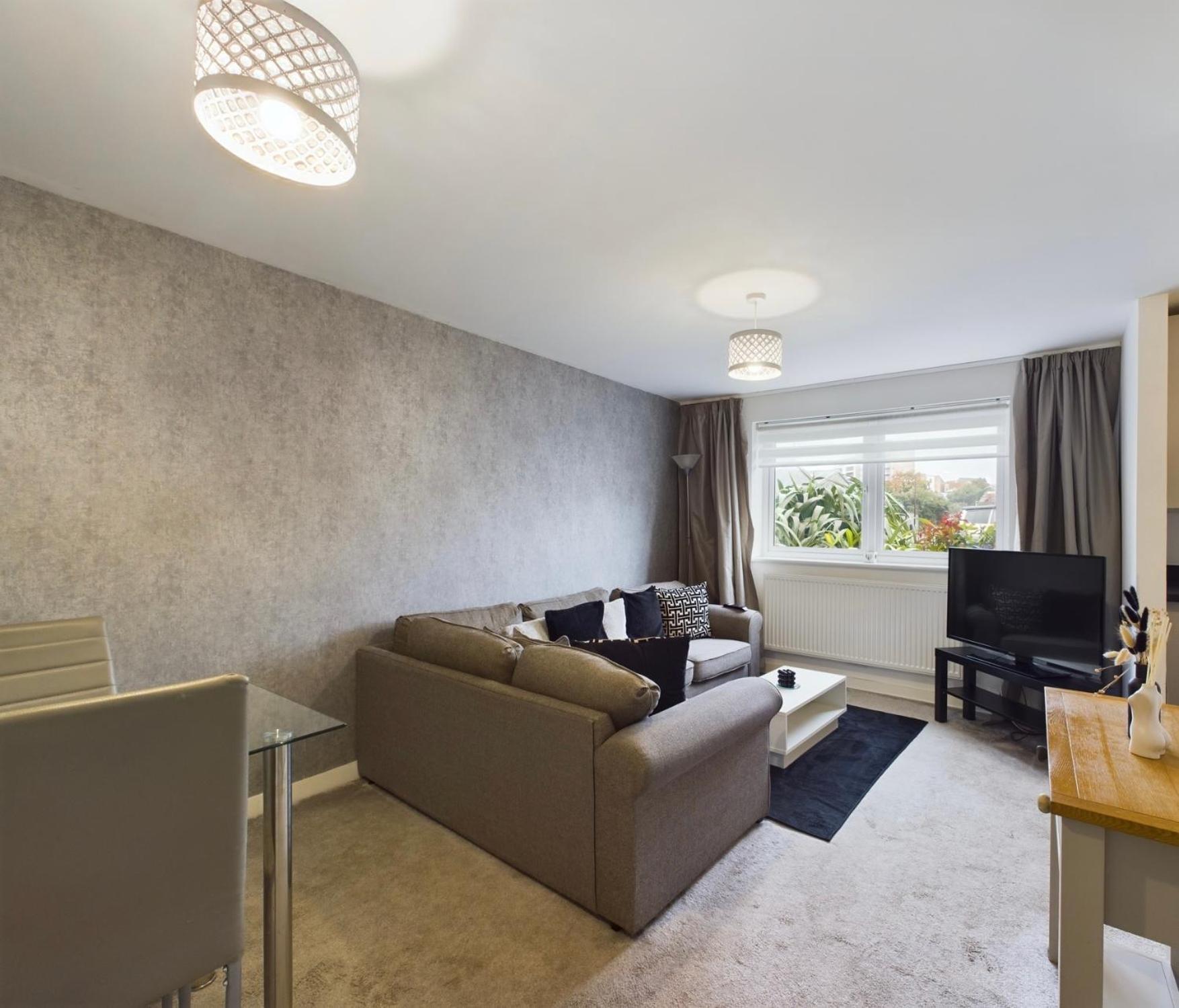 Modern 2 Bed City Apartment With Private Parking Swansea Buitenkant foto